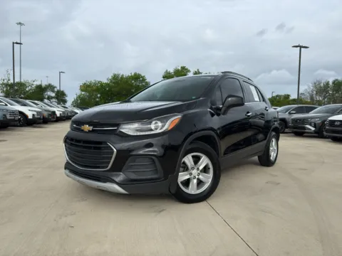 Photos of 2020 Chevrolet Trax LT for sale in Irving, TX at Dallas Direct Auto