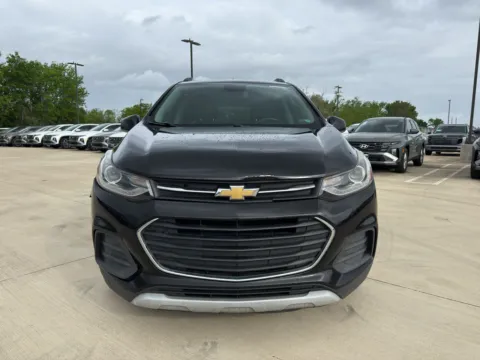 Another view of 2020 Chevrolet Trax LT for sale in Irving, TX at Dallas Direct Auto