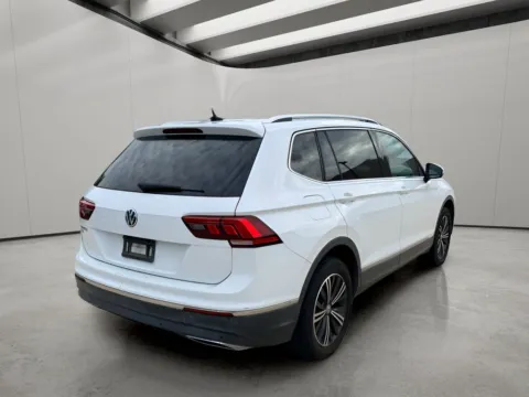 More photos of 2019 Volkswagen Tiguan SEL at Dallas Direct Auto, TX