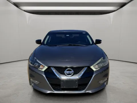 More photos of 2016 Nissan Maxima 3.5 SR at Dallas Direct Auto, TX