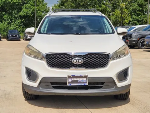 Photos of 2016 Kia Sorento LX for sale in Irving, TX at Dallas Direct Auto