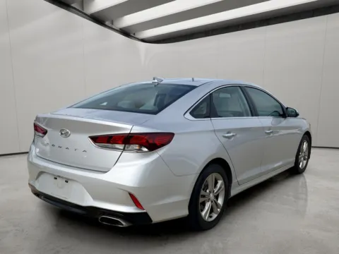 More photos of 2019 Hyundai Sonata SEL at Dallas Direct Auto, TX