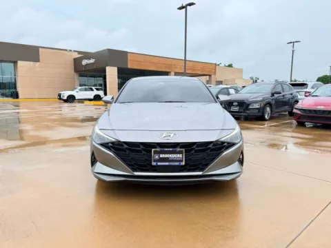 Photos of 2023 Hyundai Elantra SEL for sale in Irving, TX at Dallas Direct Auto