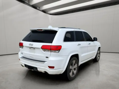 More photos of 2015 Jeep Grand Cherokee Overland at Dallas Direct Auto, TX