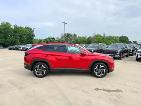 More photos of 2023 Hyundai Tucson Limited at Dallas Direct Auto, TX