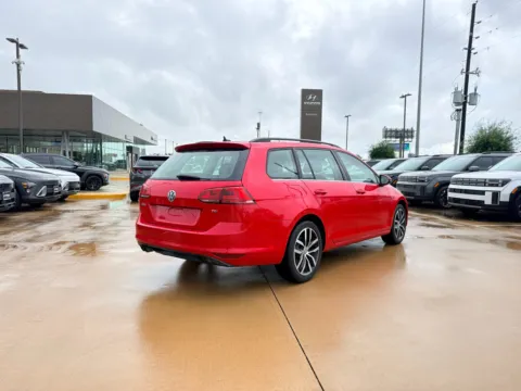 More photos of 2016 Volkswagen Golf SportWagen TSI Limited Edition at Dallas Direct Auto, TX