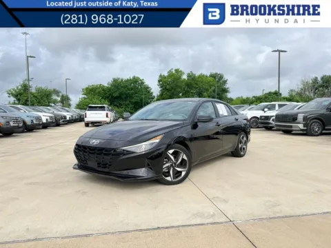 Black 2023 Hyundai Elantra SEL for sale in Irving, TX
