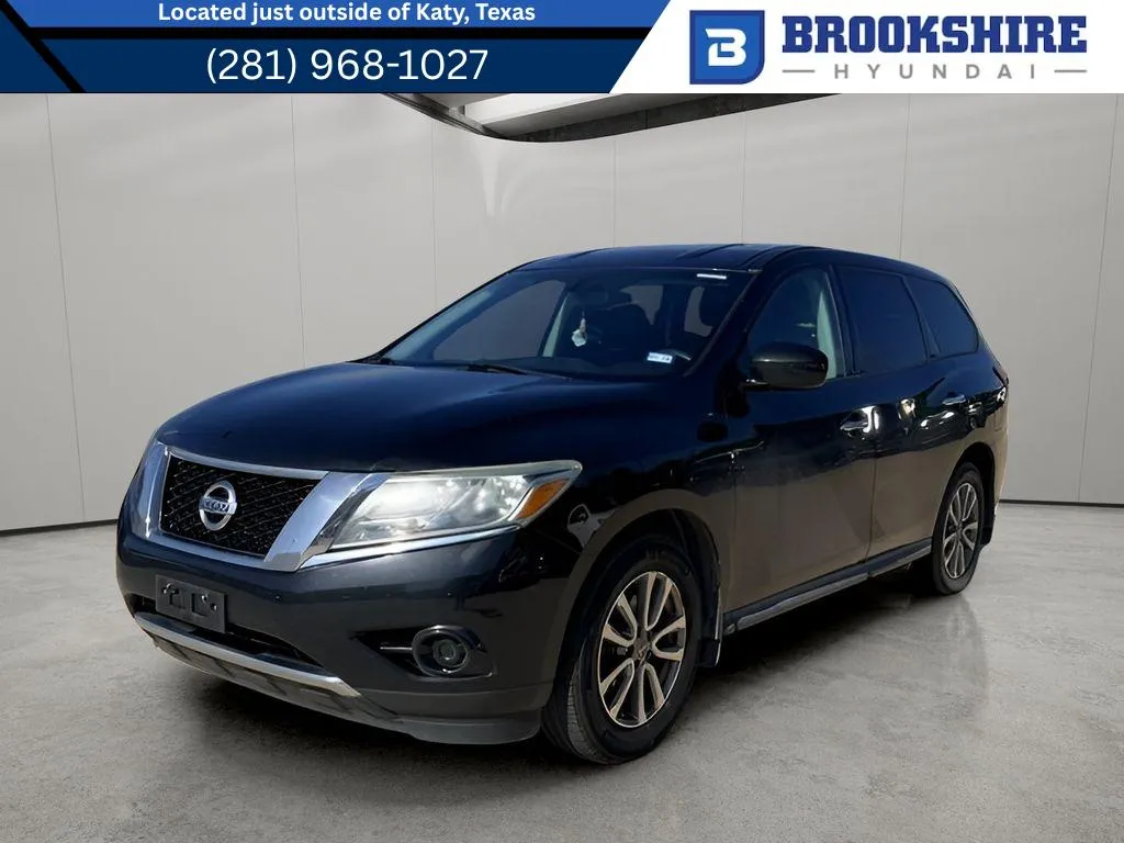 Black 2015 Nissan Pathfinder S for sale in Irving, TX