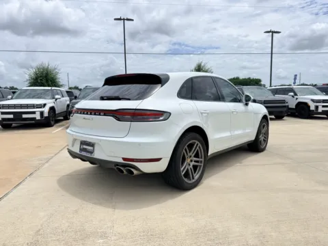 More photos of 2019 Porsche Macan S at Dallas Direct Auto, TX