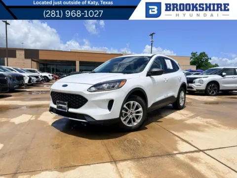 White 2022 Ford Escape Hybrid SE Hybrid for sale in Irving, TX