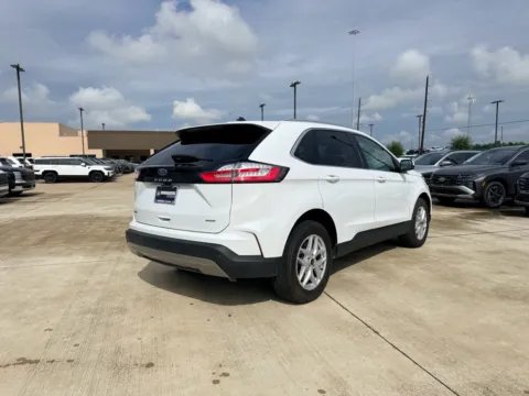 More photos of 2023 Ford Edge SEL at Dallas Direct Auto, TX