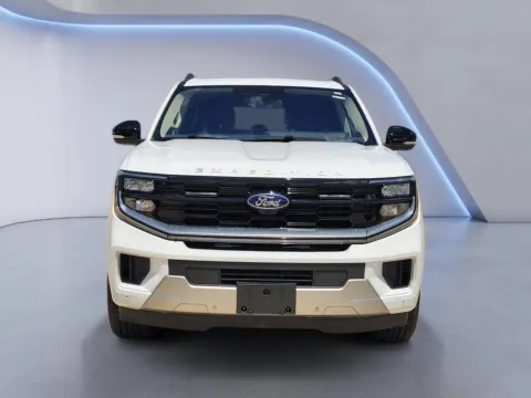 Photos of 2025 Ford Expedition MAX Platinum for sale in Irving, TX at Dallas Direct Auto