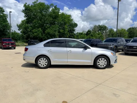 More photos of 2016 Volkswagen Jetta 1.4T S at Dallas Direct Auto, TX