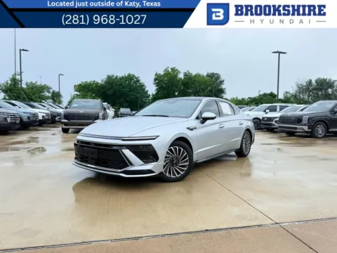 Silver 2024 Hyundai Sonata Hybrid Limited for sale in Irving, TX