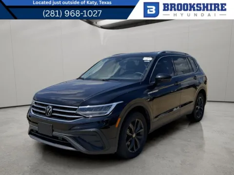 Black 2024 Volkswagen Tiguan SE for sale in Irving, TX