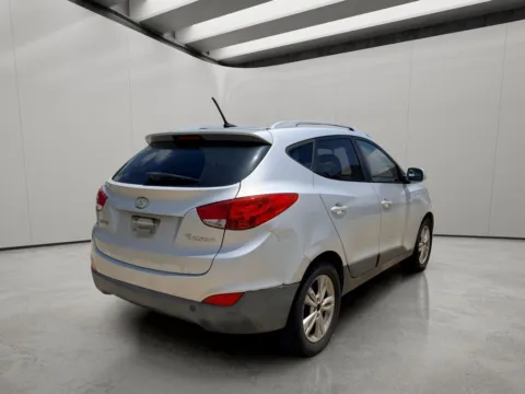 More photos of 2011 Hyundai Tucson GLS at Dallas Direct Auto, TX