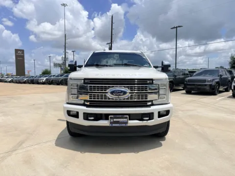 Photos of 2018 Ford F-350 Platinum for sale in Irving, TX at Dallas Direct Auto