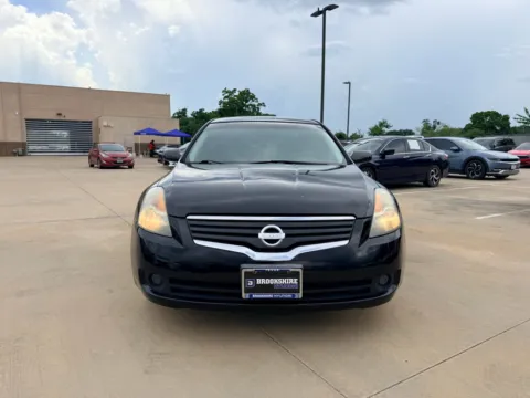 Photos of 2007 Nissan Altima 2.5 S for sale in Irving, TX at Dallas Direct Auto