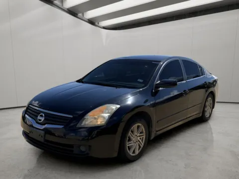 Photos of 2007 Nissan Altima 2.5 S for sale in Irving, TX at Dallas Direct Auto