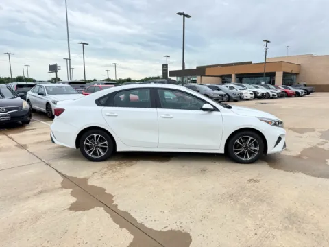 More photos of 2023 Kia Forte LXS at Dallas Direct Auto, TX