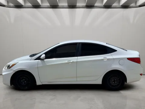 Photos of 2017 Hyundai Accent SE for sale in Irving, TX at Dallas Direct Auto