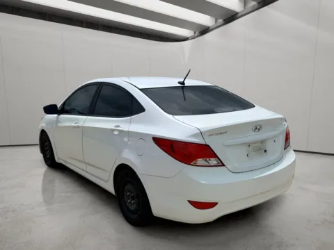Another view of 2017 Hyundai Accent SE for sale in Irving, TX at Dallas Direct Auto