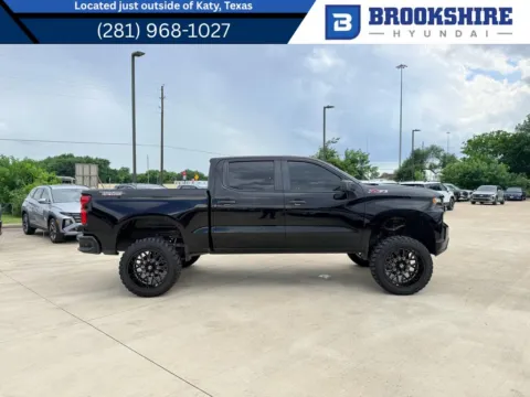 Black 2019 Chevrolet Silverado Custom Trail Boss for sale in Irving, TX