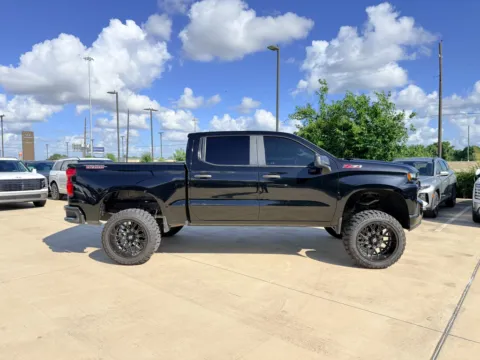 More photos of 2019 Chevrolet Silverado Custom Trail Boss at Dallas Direct Auto, TX