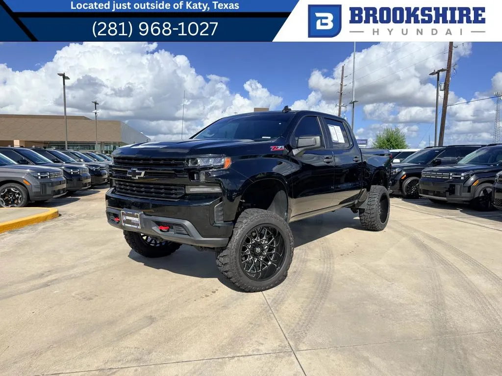 Black 2019 Chevrolet Silverado Custom Trail Boss for sale in Irving, TX