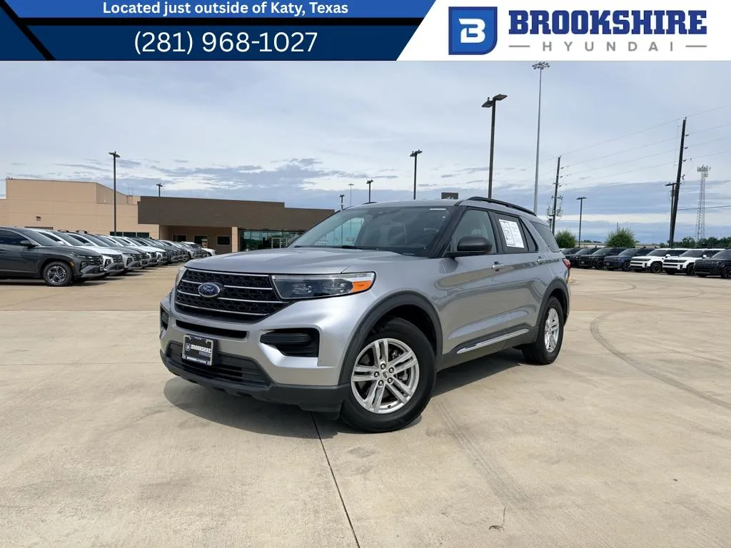 Silver 2021 Ford Explorer XLT for sale in Irving, TX