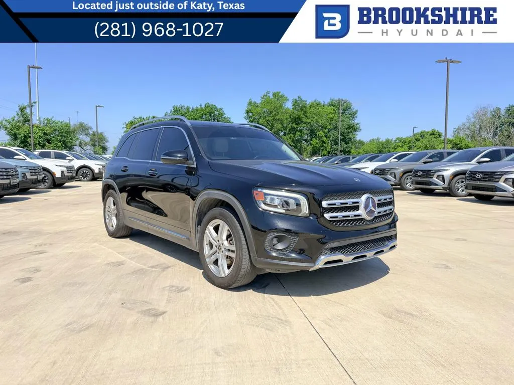 Black 2020 Mercedes-Benz GLB 250 for sale in Irving, TX