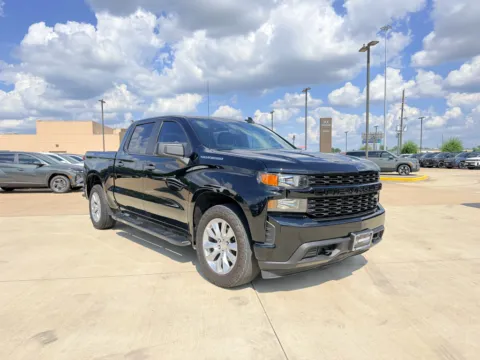 Another view of 2022 Chevrolet Silverado Custom for sale in Irving, TX at Dallas Direct Auto