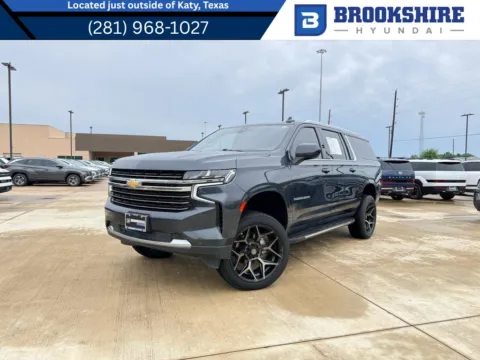 Gray 2022 Chevrolet Suburban LT for sale in Irving, TX