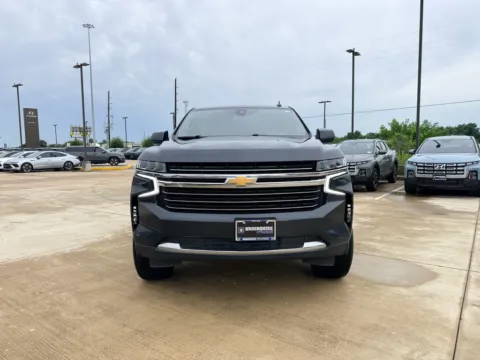 Photos of 2022 Chevrolet Suburban LT for sale in Irving, TX at Dallas Direct Auto