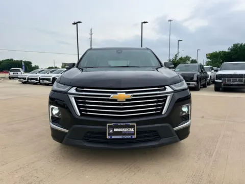 Photos of 2023 Chevrolet Traverse Premier for sale in Irving, TX at Dallas Direct Auto