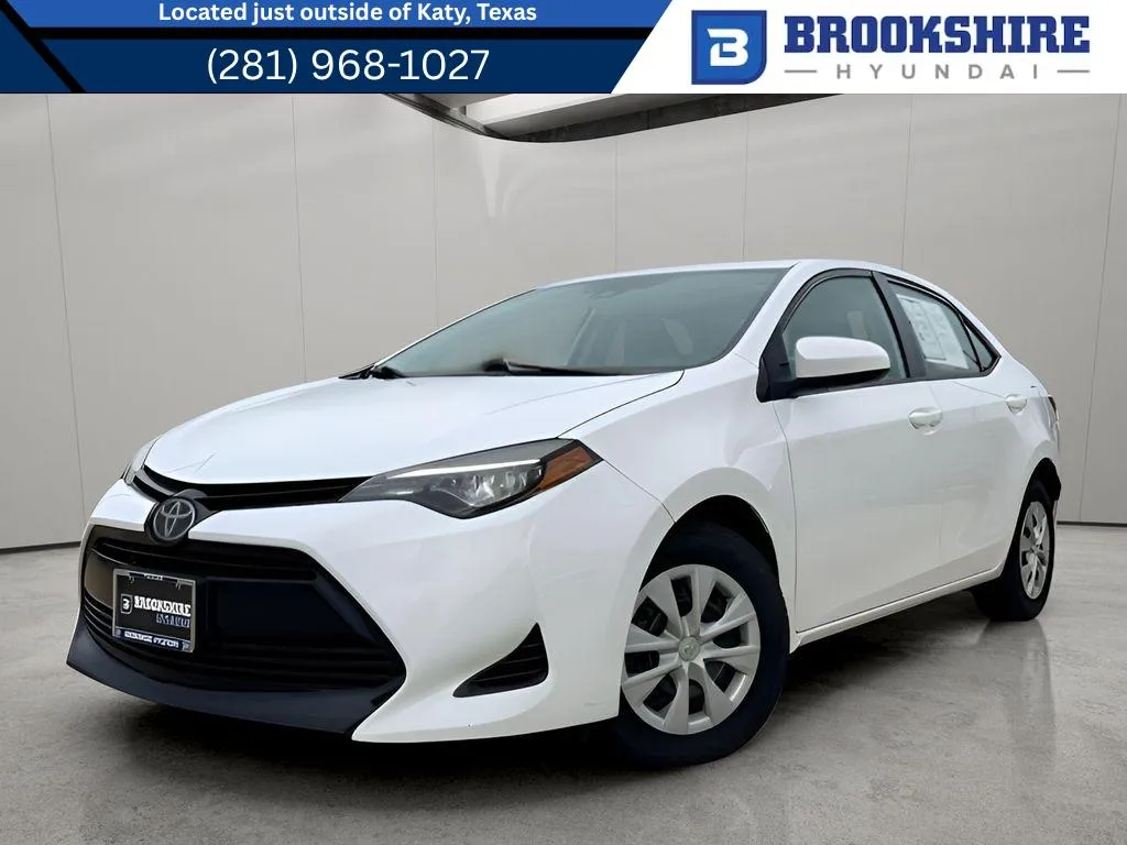 White 2019 Toyota Corolla L for sale in Irving, TX