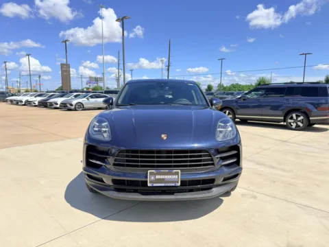 Photos of 2019 Porsche Macan for sale in Irving, TX at Dallas Direct Auto
