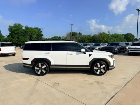 More photos of 2025 Hyundai Santa Fe Limited at Dallas Direct Auto, TX