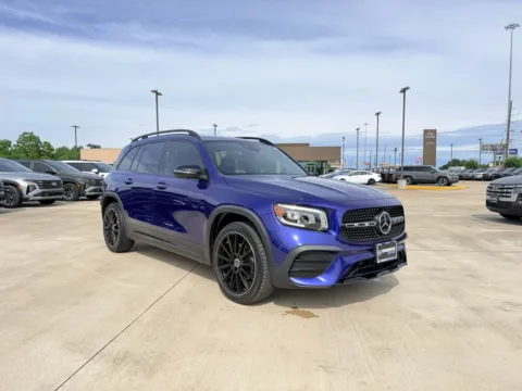 Another view of 2021 Mercedes-Benz GLB 250 for sale in Irving, TX at Dallas Direct Auto