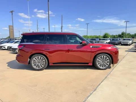 More photos of 2025 INFINITI QX80 LUXE at Dallas Direct Auto, TX