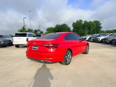 More photos of 2019 Volkswagen Jetta R-Line at Dallas Direct Auto, TX