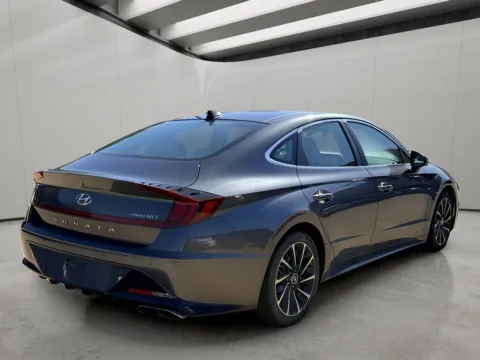 More photos of 2022 Hyundai Sonata Limited at Dallas Direct Auto, TX
