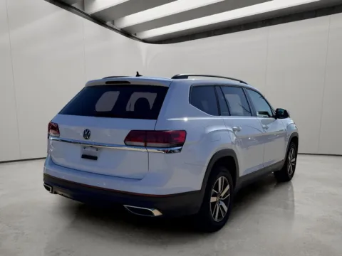 More photos of 2022 Volkswagen Atlas 2.0T SE at Dallas Direct Auto, TX