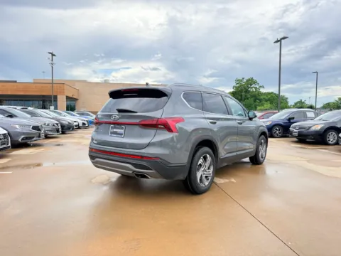More photos of 2023 Hyundai Santa Fe SEL at Dallas Direct Auto, TX