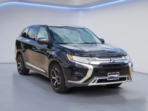 Another view of 2020 Mitsubishi Outlander ES for sale in Irving, TX at Dallas Direct Auto
