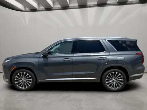 Photos of 2025 Hyundai Palisade Calligraphy for sale in Irving, TX at Dallas Direct Auto