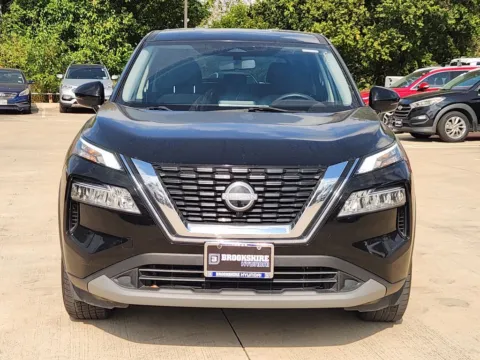 Photos of 2023 Nissan Rogue SV for sale in Irving, TX at Dallas Direct Auto
