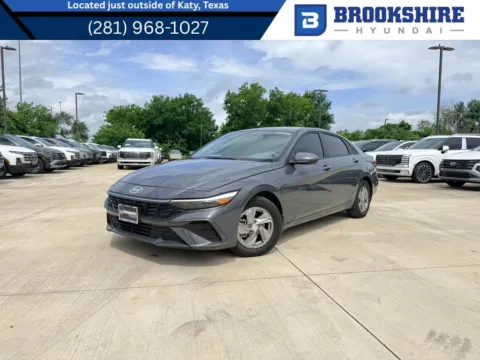 Gray 2024 Hyundai Elantra SE for sale in Irving, TX