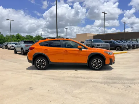 More photos of 2019 Subaru Crosstrek Premium at Dallas Direct Auto, TX