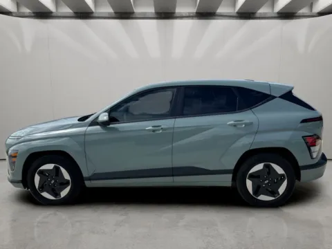 Photos of 2024 Hyundai Kona Electric SE for sale in Irving, TX at Dallas Direct Auto